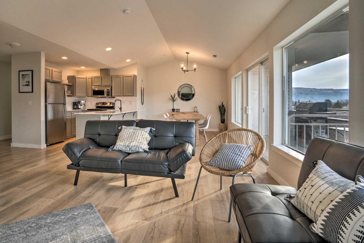 Chic Chelan Condo With Balcony, Walk To Lake And Dtwn! Buitenkant foto