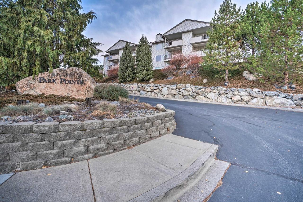 Chic Chelan Condo With Balcony, Walk To Lake And Dtwn! Buitenkant foto